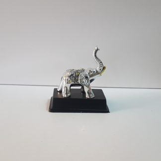 פיל בציפוי כסף