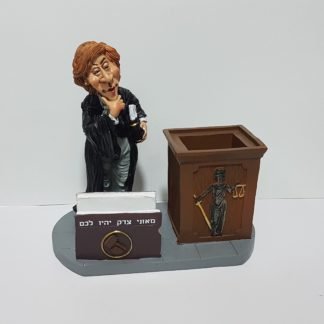 מעמד לעטים "עורכת דין"