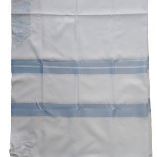 טלית חתנים סופר אקרילן לבן ופסי כסף תכלת עדינים מספר 60