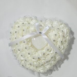 כרית יפיפייה לטבעות לחופה